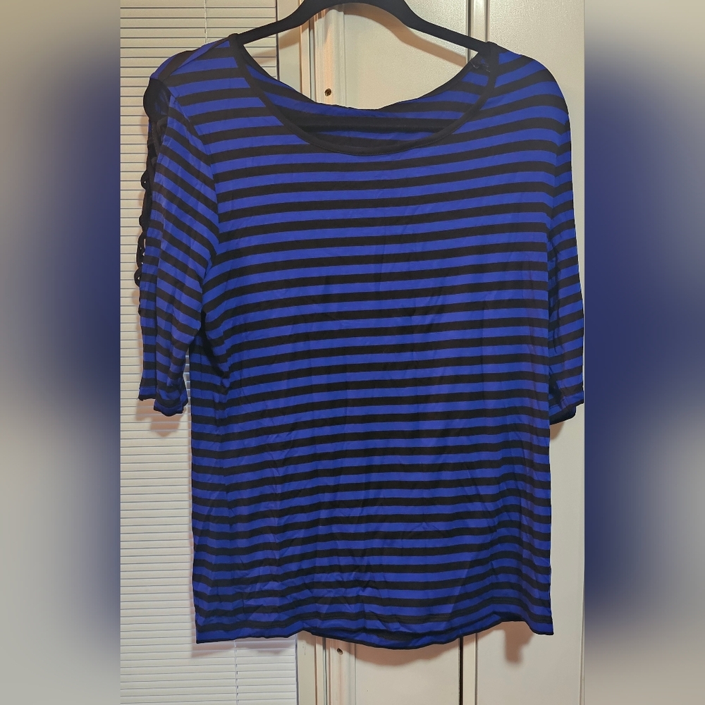 Cable & Gauge Blue and Black Striped Top W/ Lace Up 3/4 Sleeves